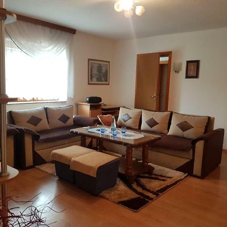 Kuca Za Odmor Sarcevic Apartment Prozor ภายนอก รูปภาพ