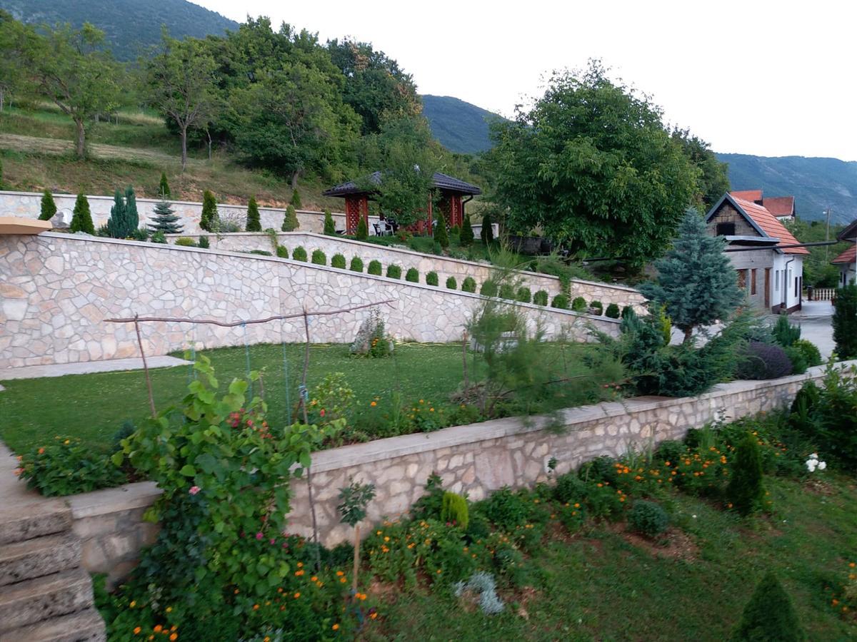 Kuca Za Odmor Sarcevic Apartment Prozor ภายนอก รูปภาพ