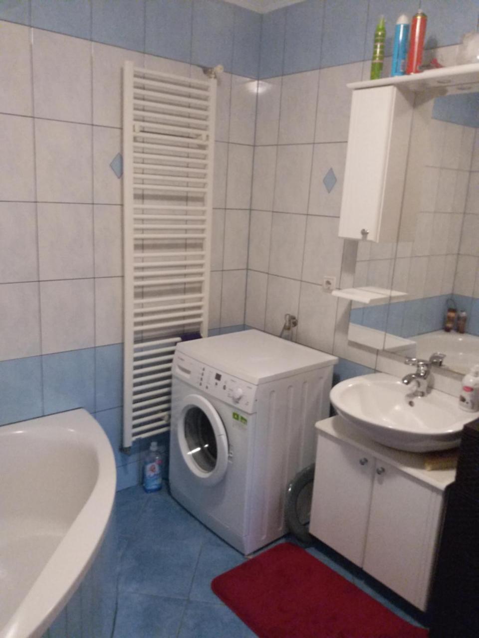 Kuca Za Odmor Sarcevic Apartment Prozor ภายนอก รูปภาพ