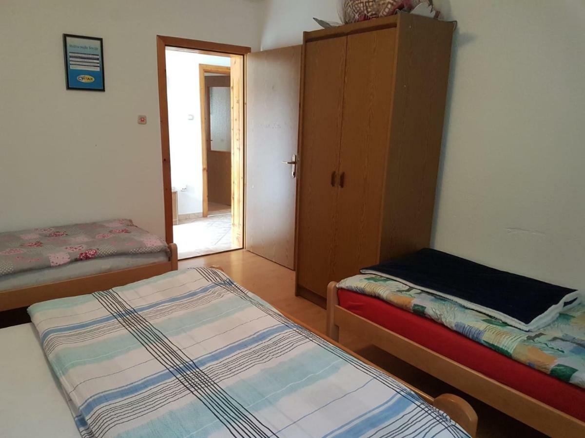 Kuca Za Odmor Sarcevic Apartment Prozor ภายนอก รูปภาพ